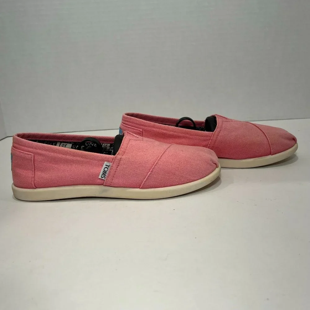 TOMS Bubblegum Pink Kids 5Y Slip On Espadrilles Good Condition
